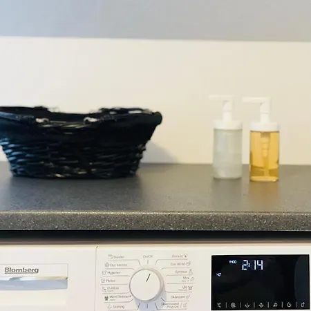 Scandinavian - Lunden 1 - 3 Bedroom On Two Floors Apartment *
