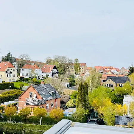 Scandinavian - Lunden 1 - 3 Bedroom On Two Floors Lejlighed *